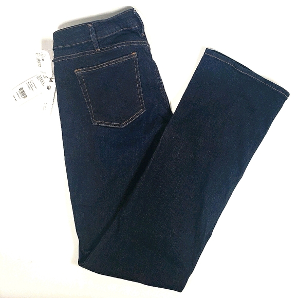 Silver Jeans Elyse Slim Boot Curvy MidRise Size 32